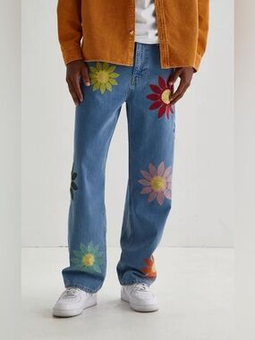 Urban Outfitters BDG Skate Fit Jean Embroidered Flowers 🌸 Y2K Inspired Unisex